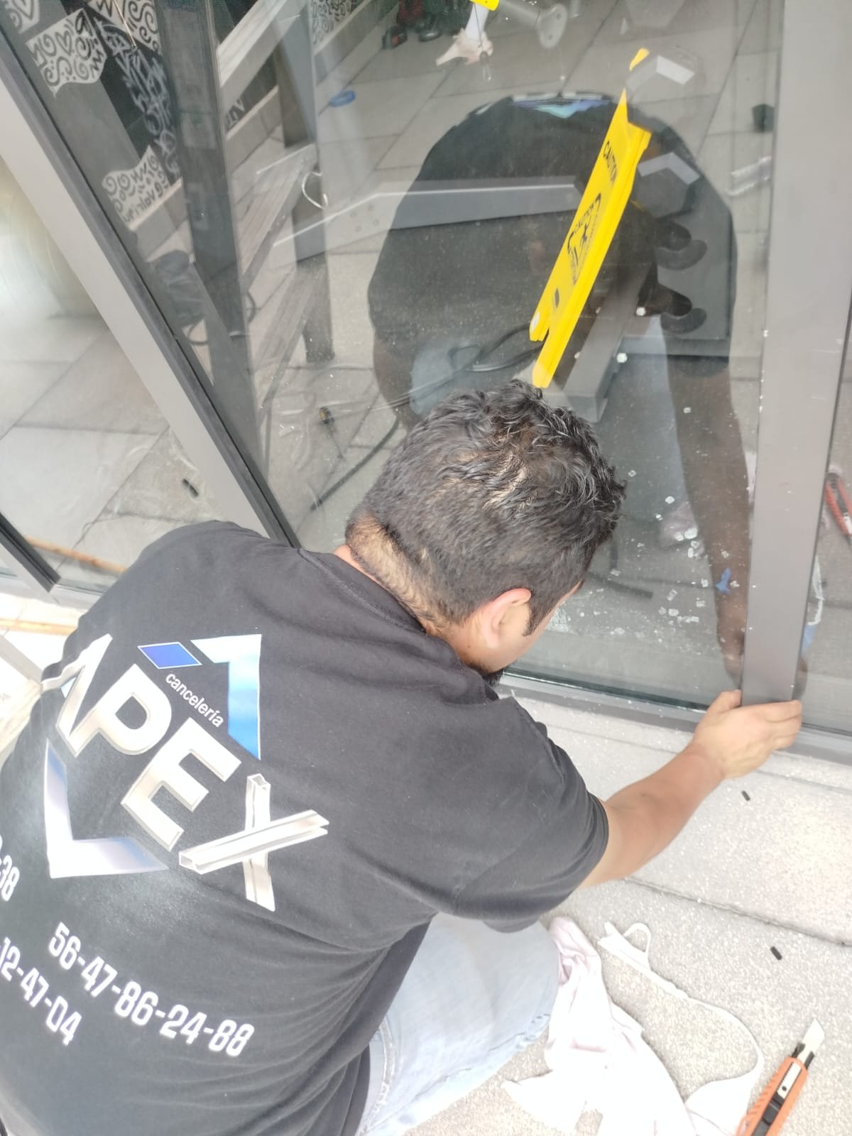 Canceles de aluminio para exteriores y terrazas en CDMX – Cancelería APEX